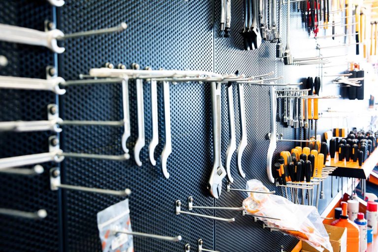 Ebele Schiedam als specialistische leverancier in aandrijftechniek voor industriële kettingen en kettingwielen